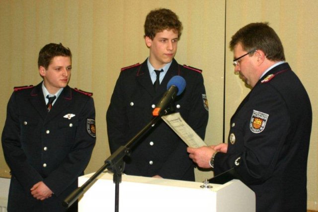 2012-02-11 -10- JHV FF BLtbg Ernennung FM (2)